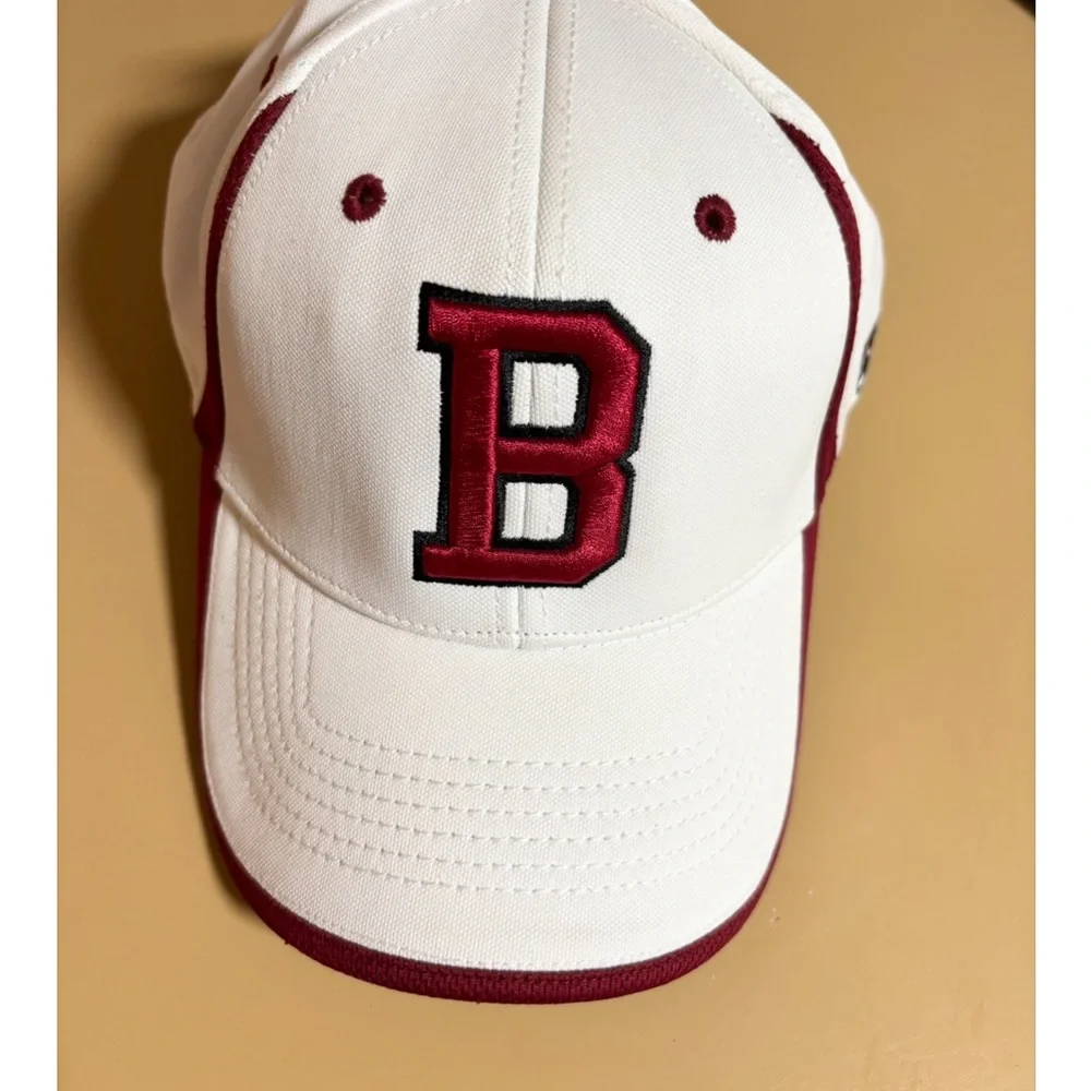 Bates College NWT red and white hat one size